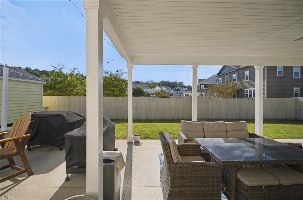 660 Middleton Way Property Photo 39