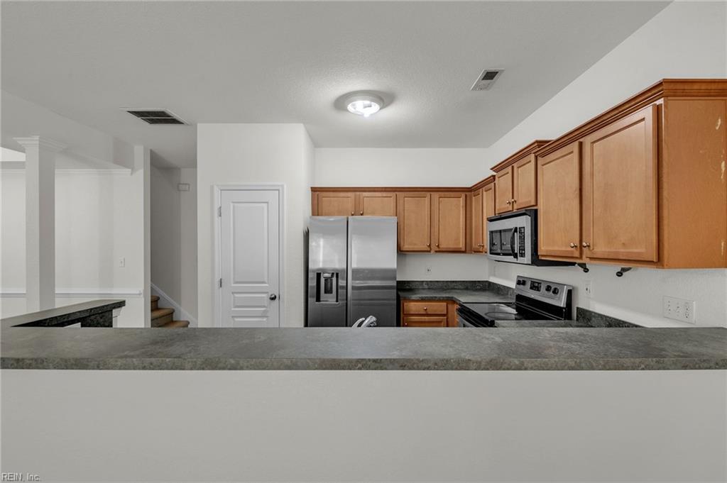 851 Norview Ave Property Photo 12