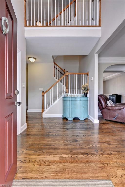 6 Elm St Property Photo 7