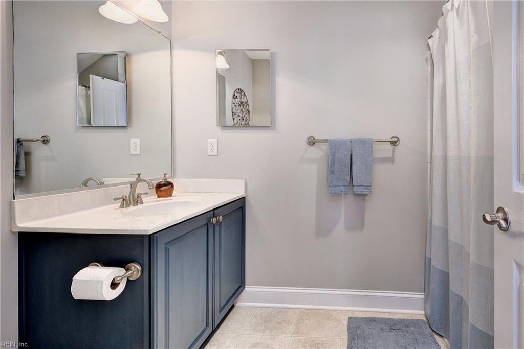 6 Elm St Property Photo 38