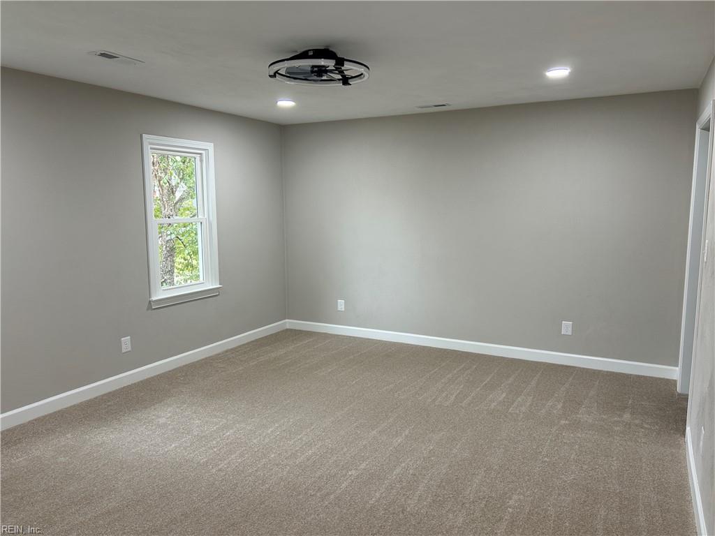 5800 Sir Michael Ln Property Photo 7