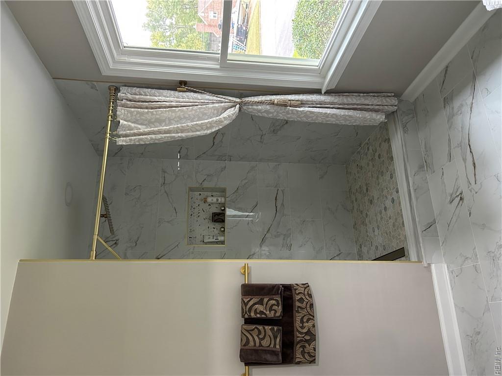 5800 Sir Michael Ln Property Photo 11