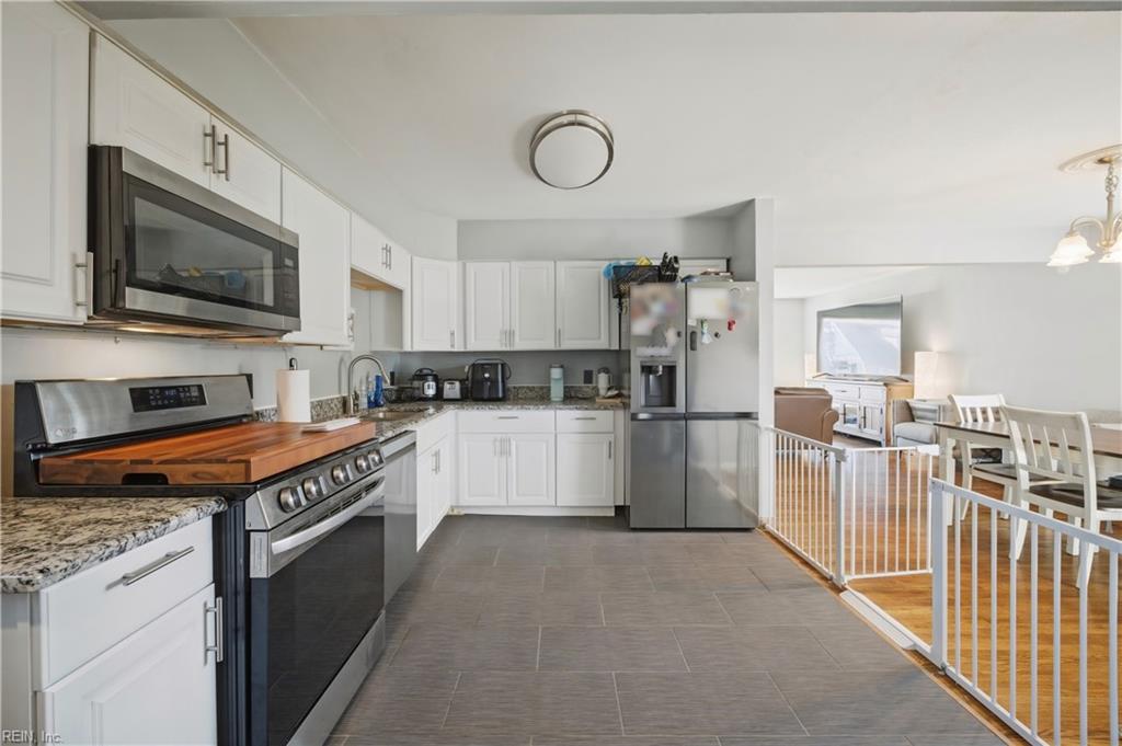 4600 Larkin St Property Photo 12