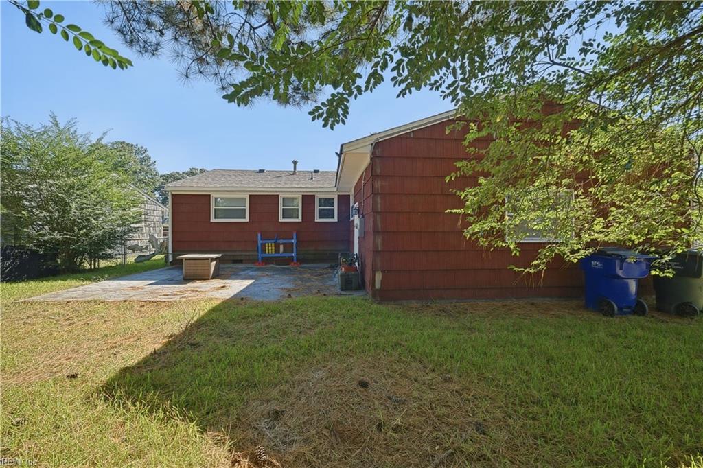 4600 Larkin St Property Photo 25