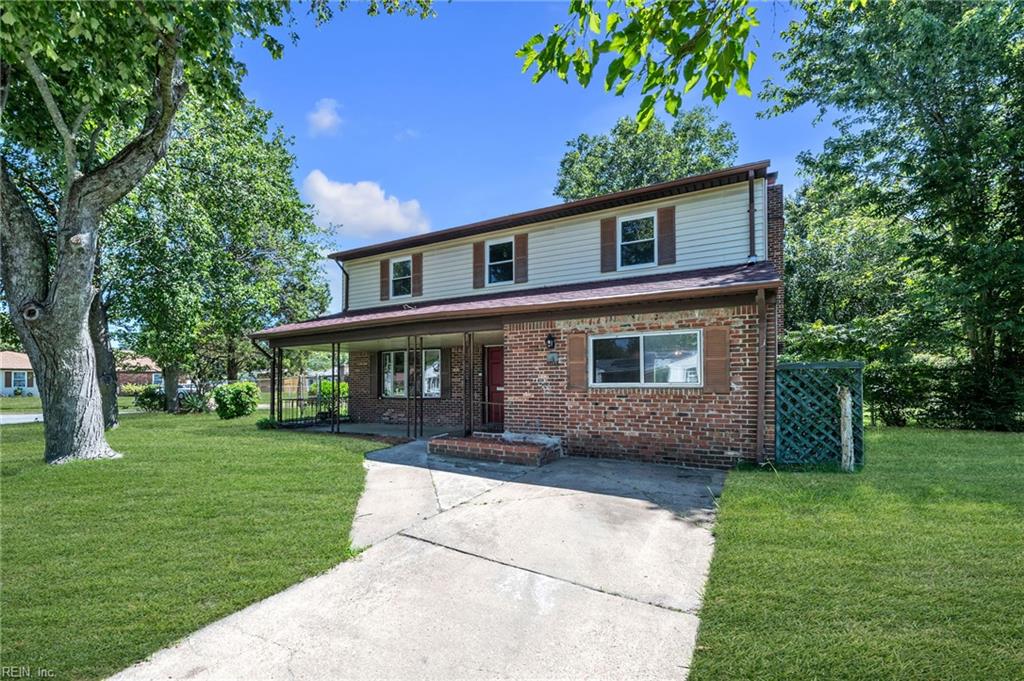 1125 Sir Gawaine Dr Property Photo 3