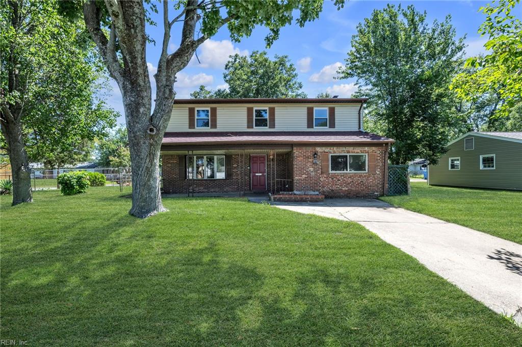 1125 Sir Gawaine Dr Property Photo 4