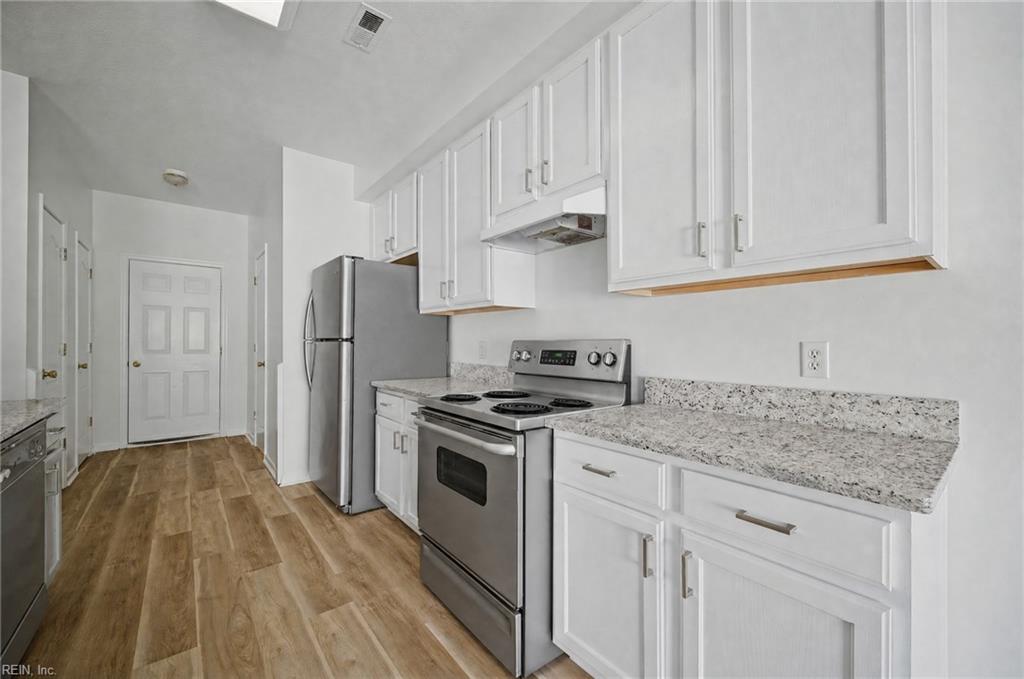 883 Hunley Dr Property Photo 10