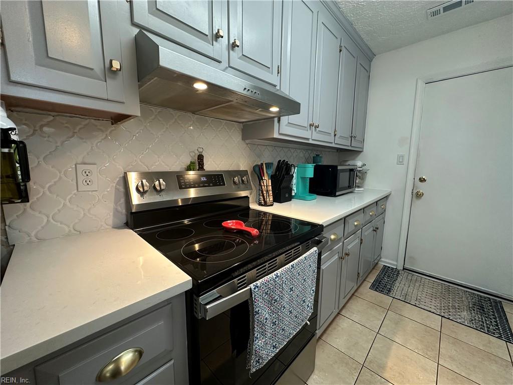 70 Sandy Lake Dr Property Photo 8