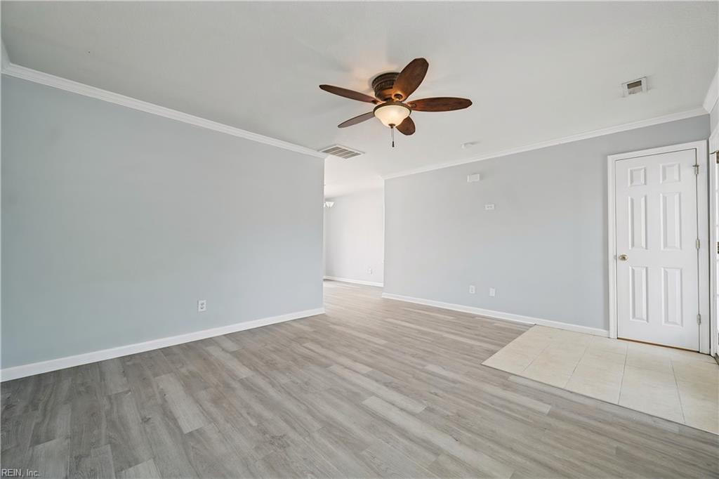 4404 Betty Ln Property Photo 3