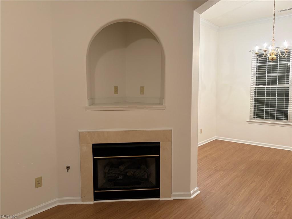253 Lane Cres Property Photo 7