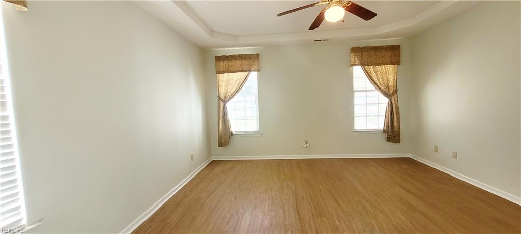 253 Lane Cres Property Photo 12