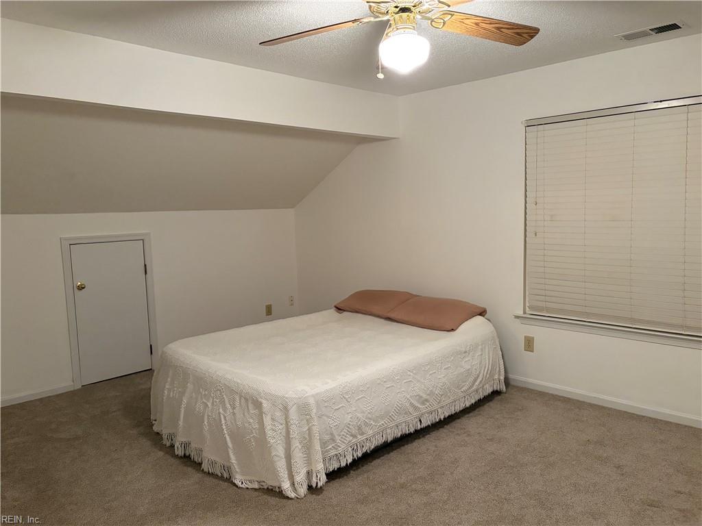 253 Lane Cres Property Photo 17
