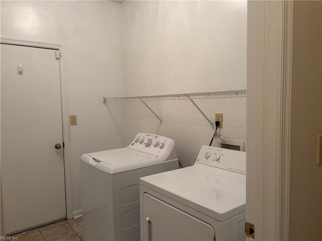 253 Lane Cres Property Photo 20