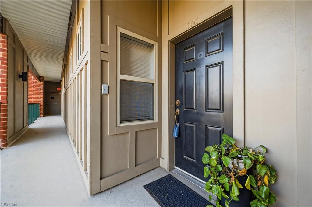 230 Nat Turner Blvd Property Photo 2