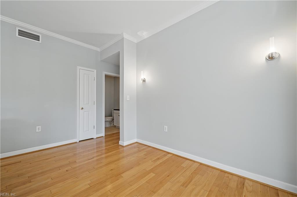 230 Nat Turner Blvd Property Photo 4