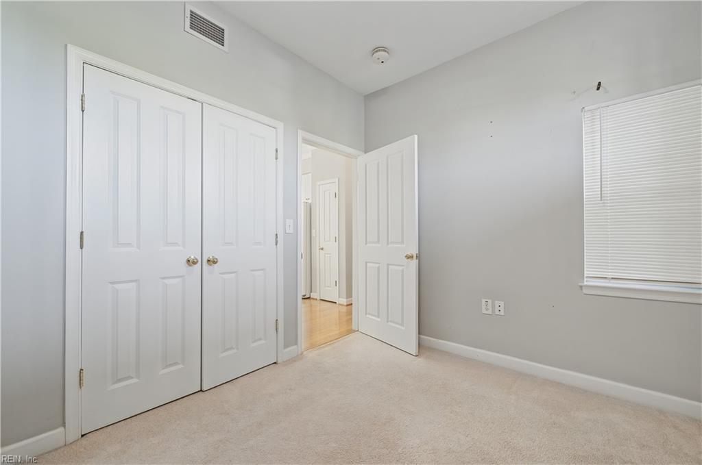 230 Nat Turner Blvd Property Photo 14