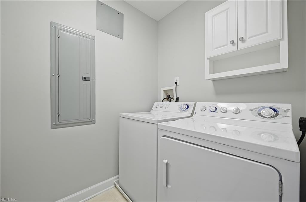 230 Nat Turner Blvd Property Photo 21