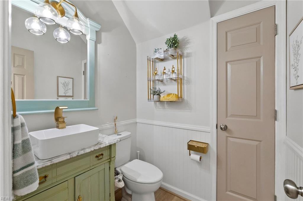 1405 Elder St Property Photo 21