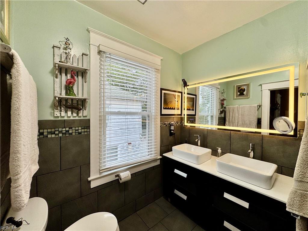 1734 Lafayette Blvd Property Photo 33