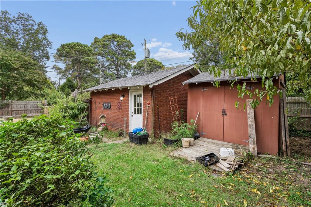 70 Cherry Ave Property Photo 37