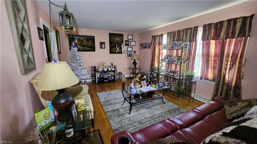423 Anchorage Ct Property Photo 6