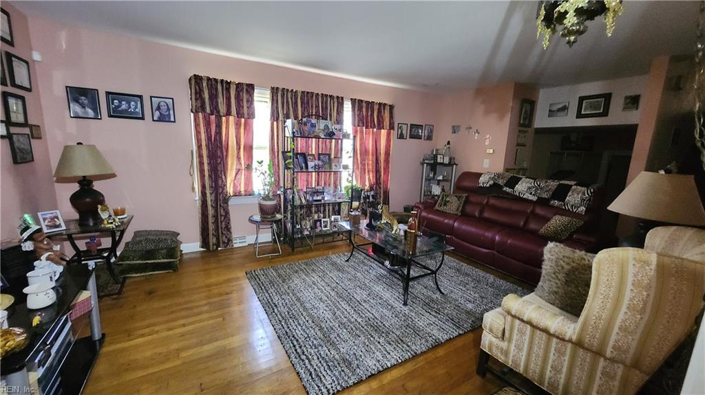 423 Anchorage Ct Property Photo 7