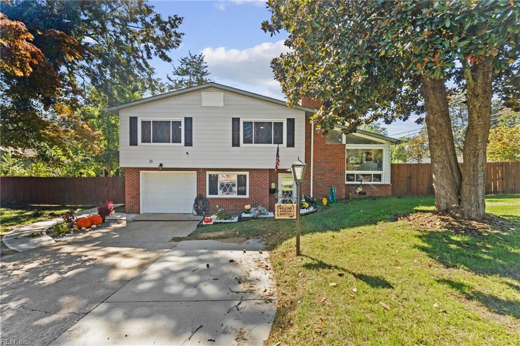 16 Warren Dr Property Photo 2