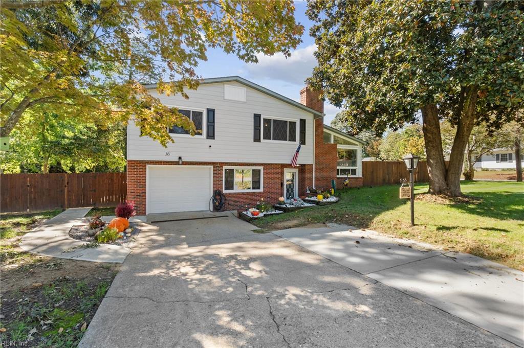 16 Warren Dr Property Photo 3