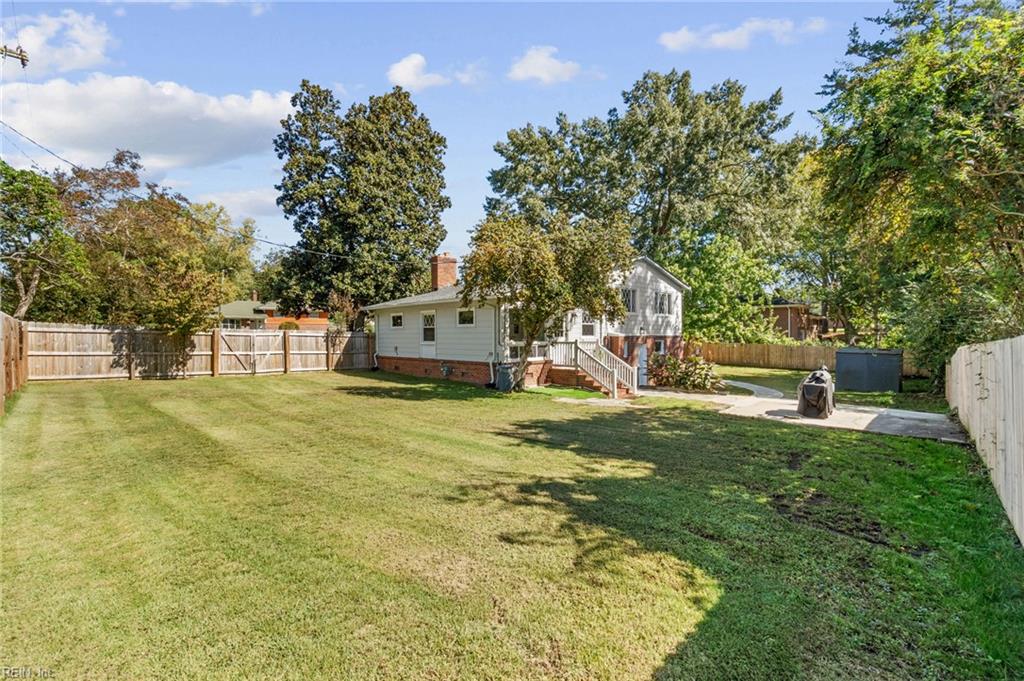 16 Warren Dr Property Photo 42
