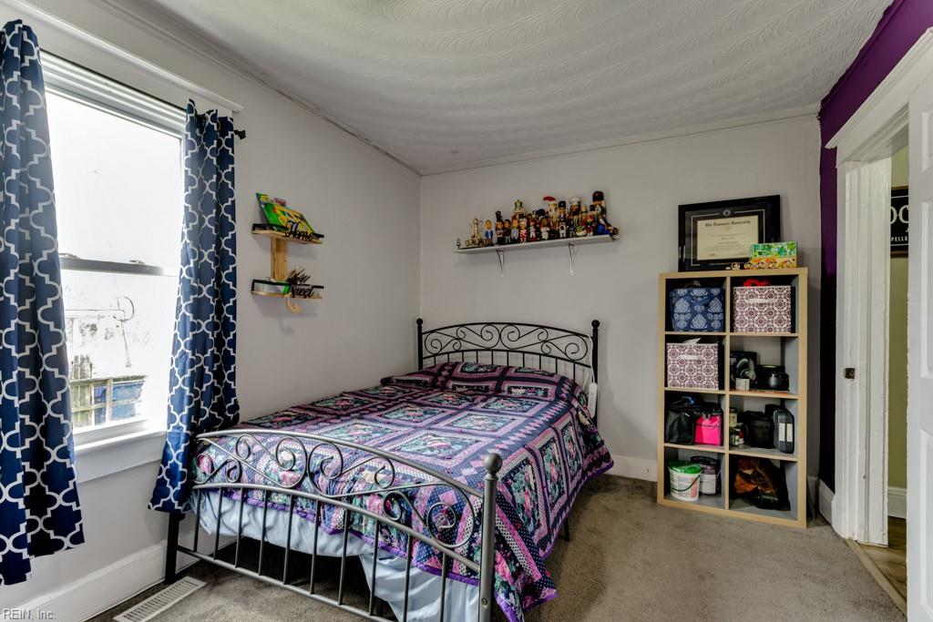 2406 Hale St Property Photo 14