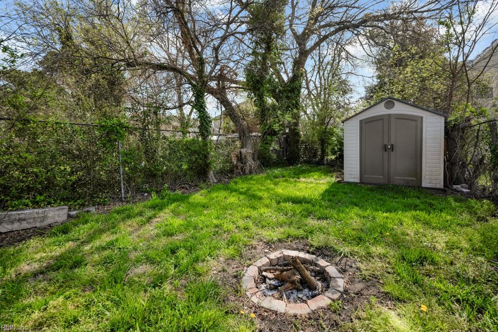 2406 Hale St Property Photo 27