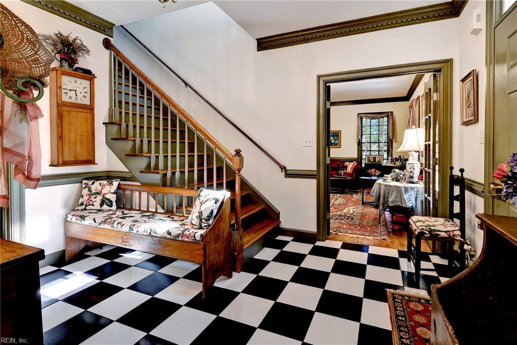 100 Doral Property Photo 8