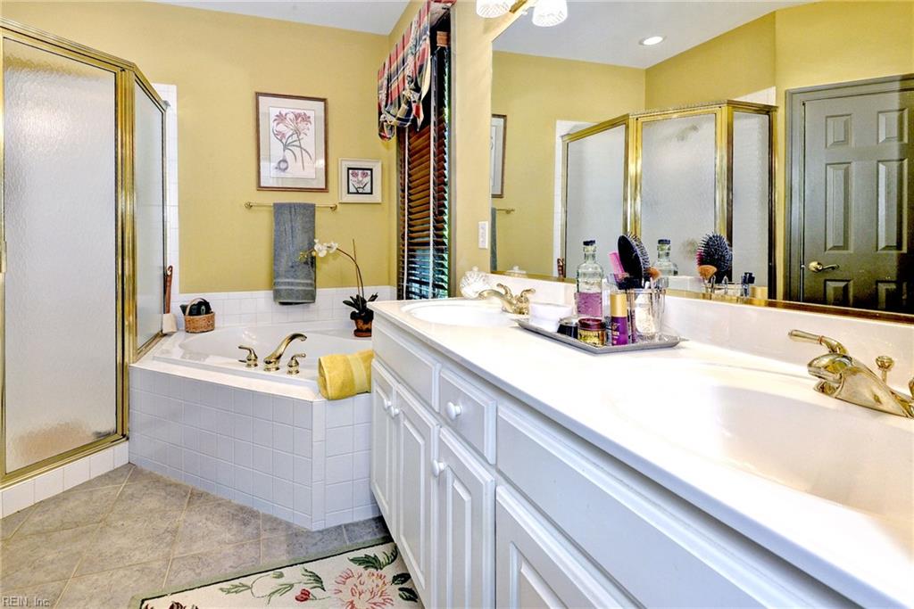 100 Doral Property Photo 25
