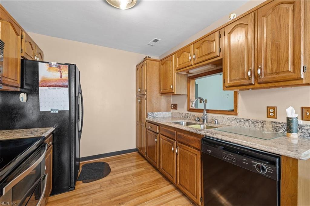 1005 Melton Ct Property Photo 10