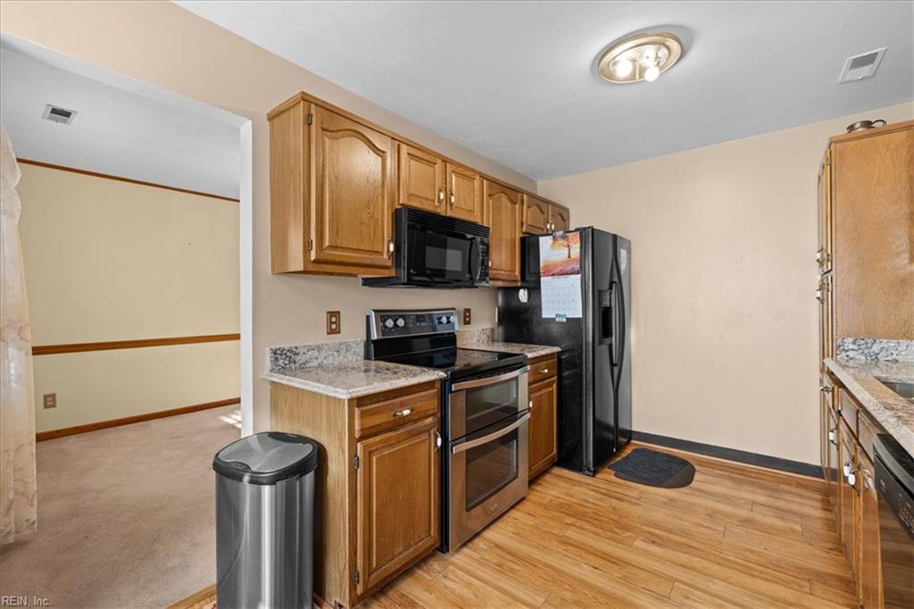 1005 Melton Ct Property Photo 11