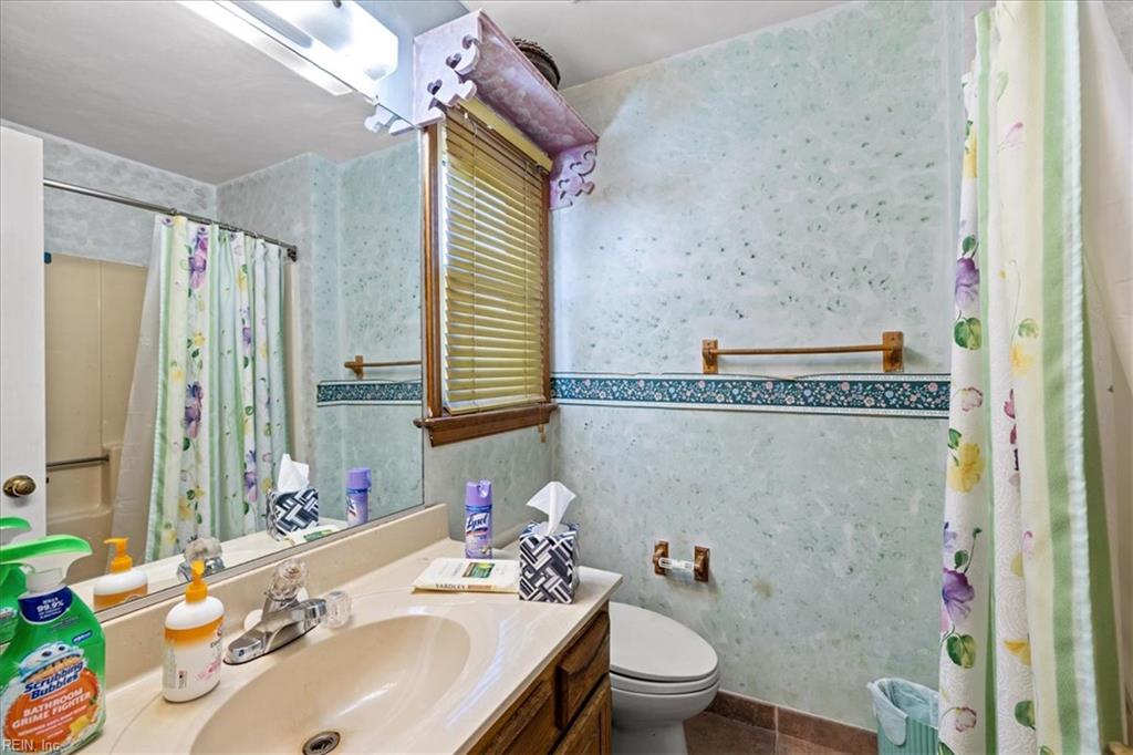 1005 Melton Ct Property Photo 28