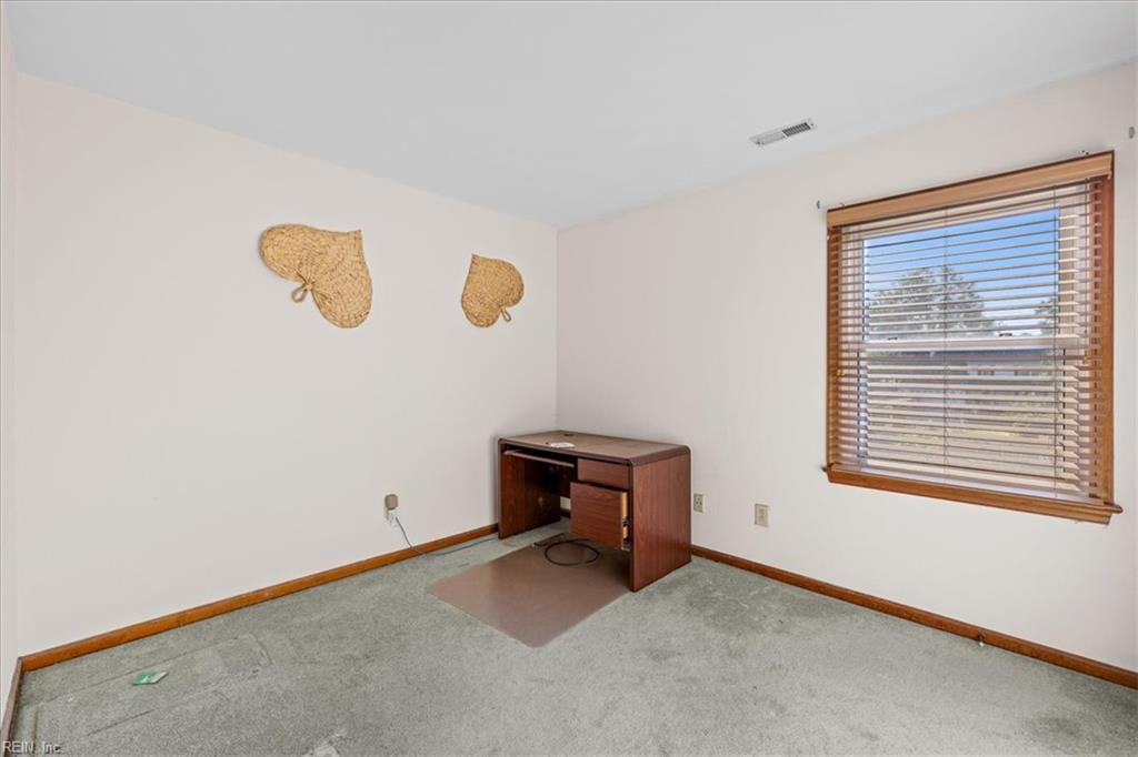 1005 Melton Ct Property Photo 32