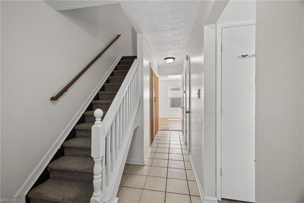 5902 Appleton Ct Property Photo 4