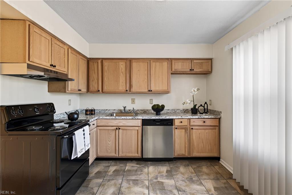 5902 Appleton Ct Property Photo 6