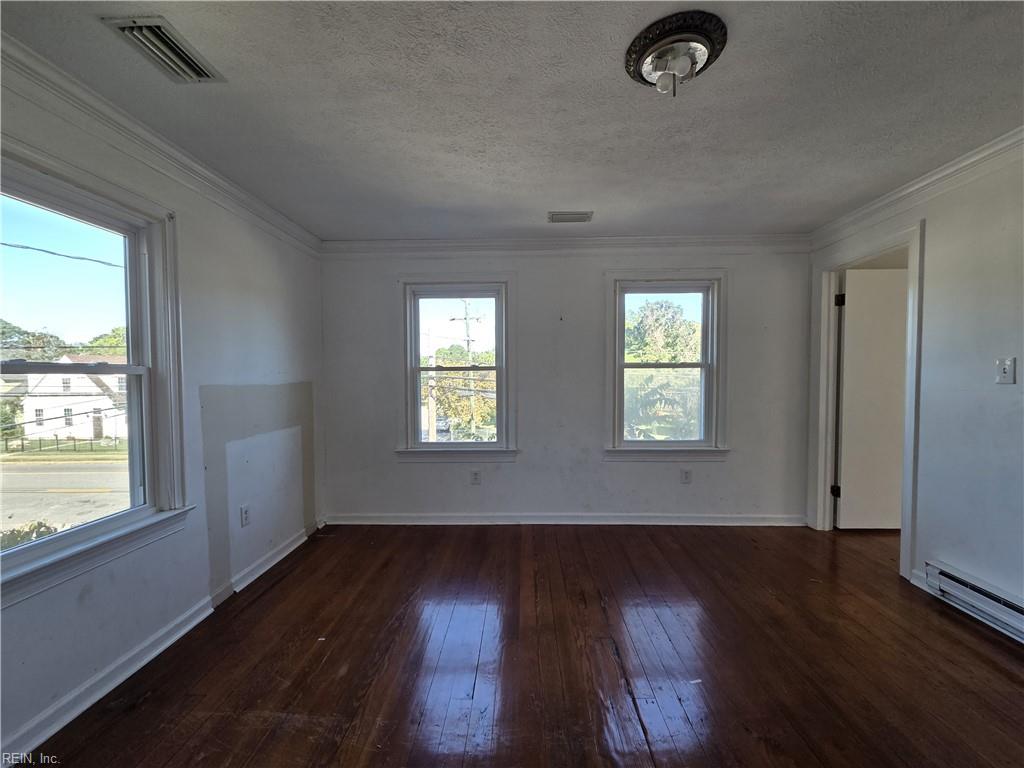 900 E Pembroke Ave Property Photo 31