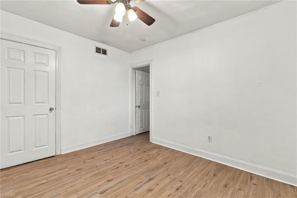 912 Wakefield Ave Property Photo 13