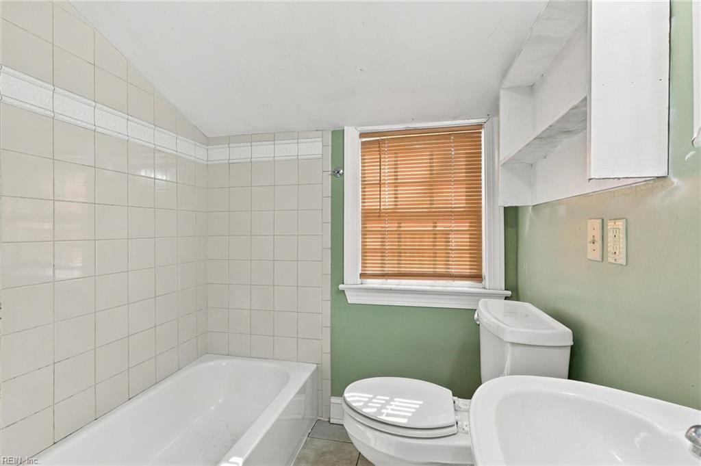 912 Wakefield Ave Property Photo 26