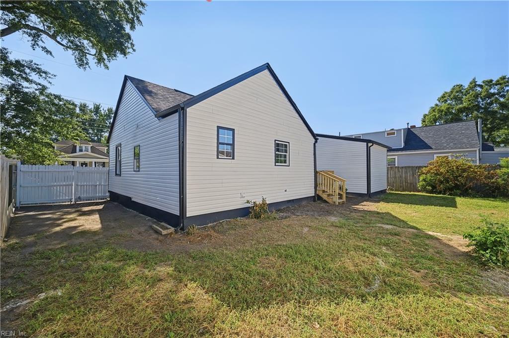 4004 Clifford St Property Photo 30