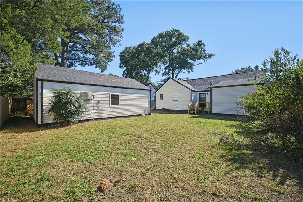 4004 Clifford St Property Photo 32