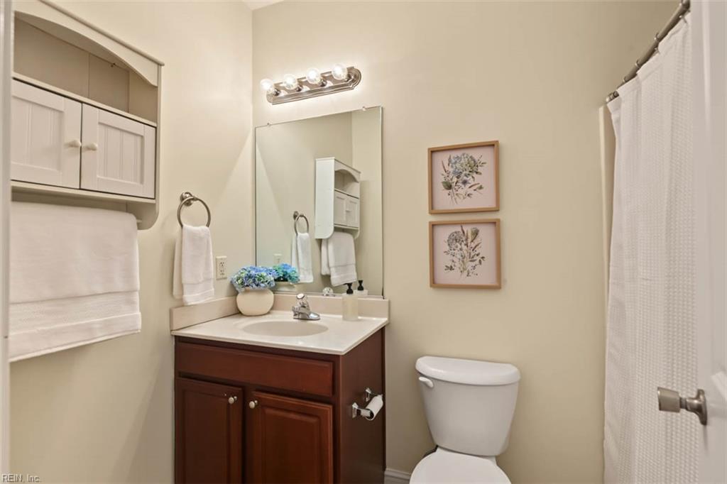 1403 Elder Ave Property Photo 20
