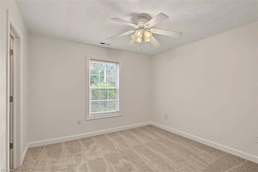 1403 Elder Ave Property Photo 29