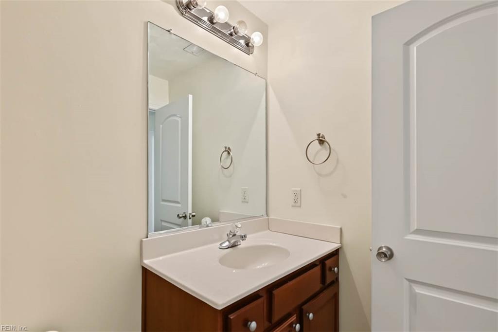 1403 Elder Ave Property Photo 31