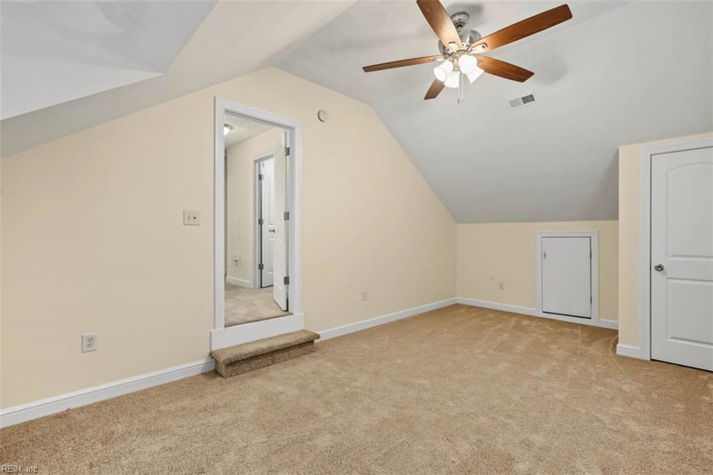 1403 Elder Ave Property Photo 35