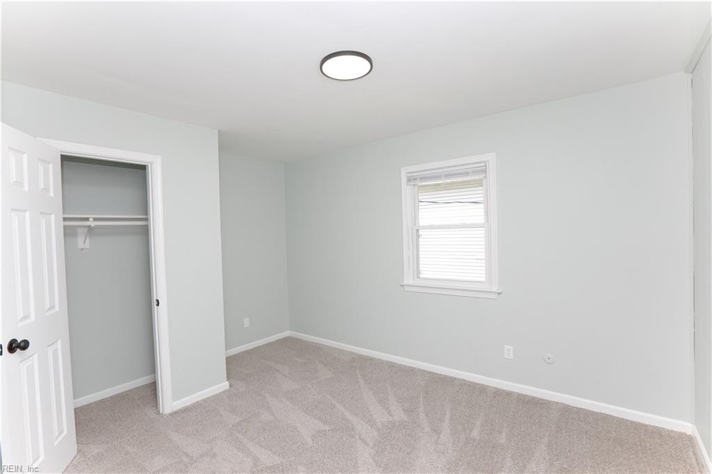 2709 Azalea Garden Rd Property Photo 12