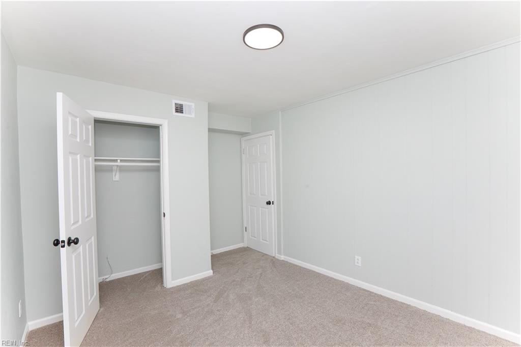 2709 Azalea Garden Rd Property Photo 18